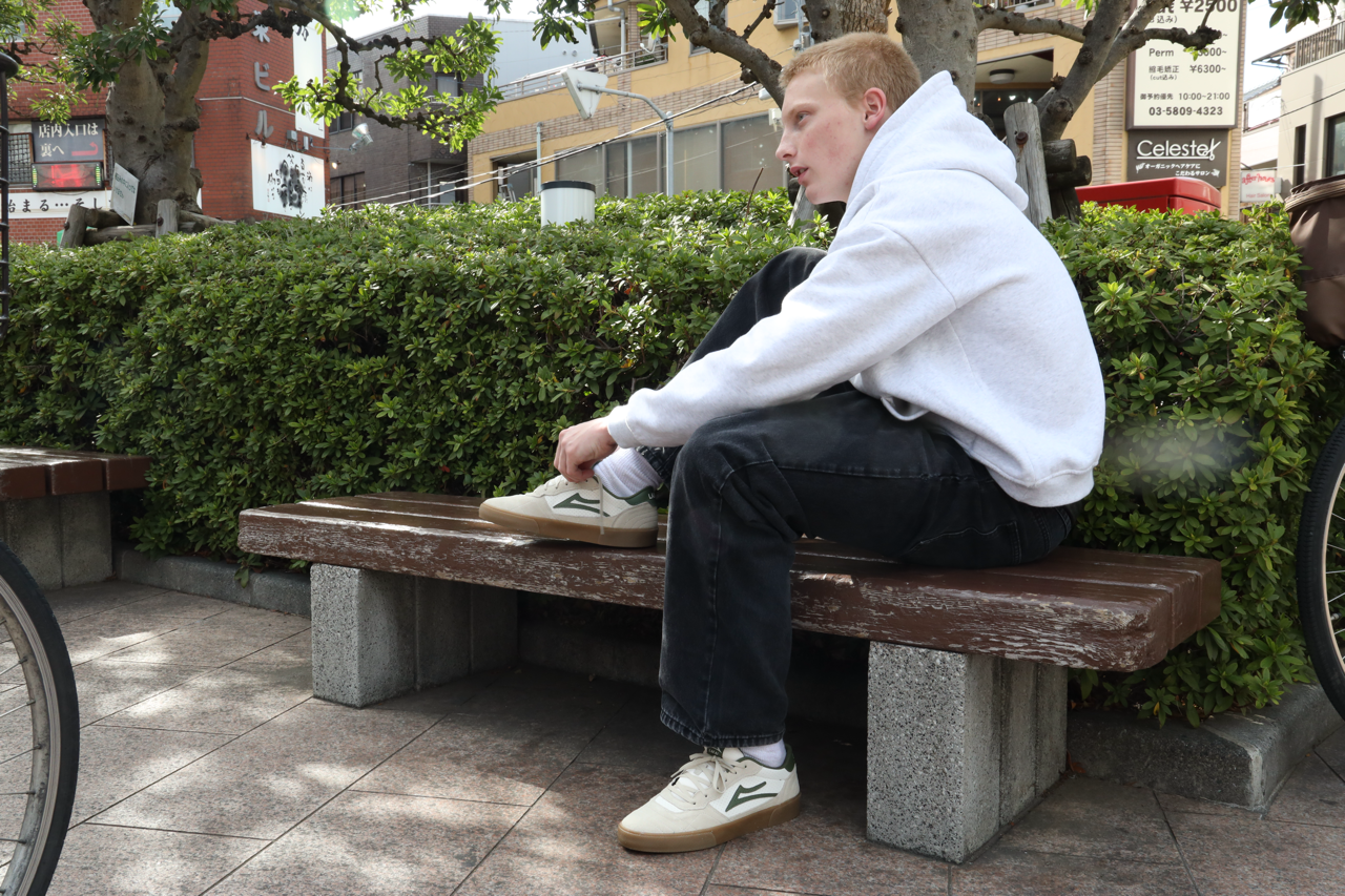 Cambridge - Cream Suede